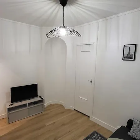 Pres De La Place De La Republique Apartamento